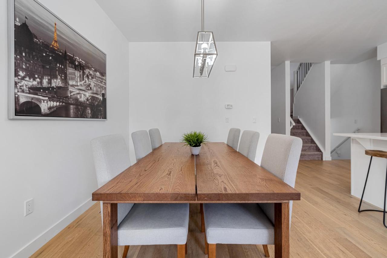 Luxury Spacious Private House Near City Centre YYC Buitenkant foto