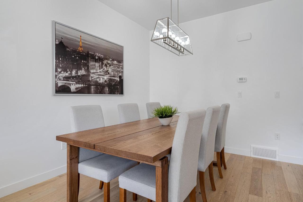 Luxury Spacious Private House Near City Centre YYC Buitenkant foto